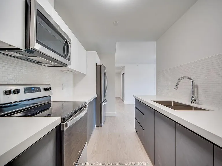 3290 Stella Cres #603 — Photo 11