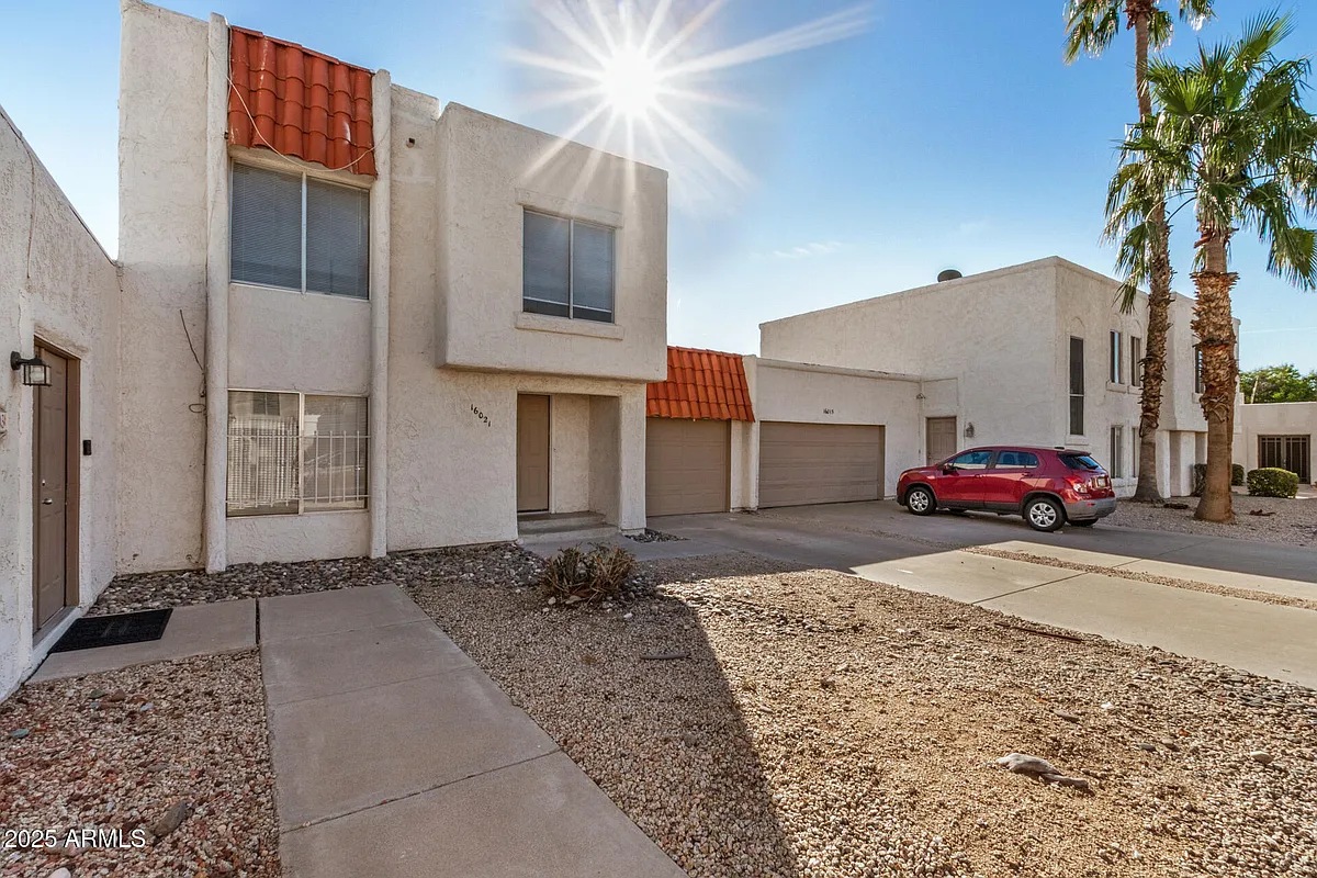 Building Photo - 16021 N 25th Dr