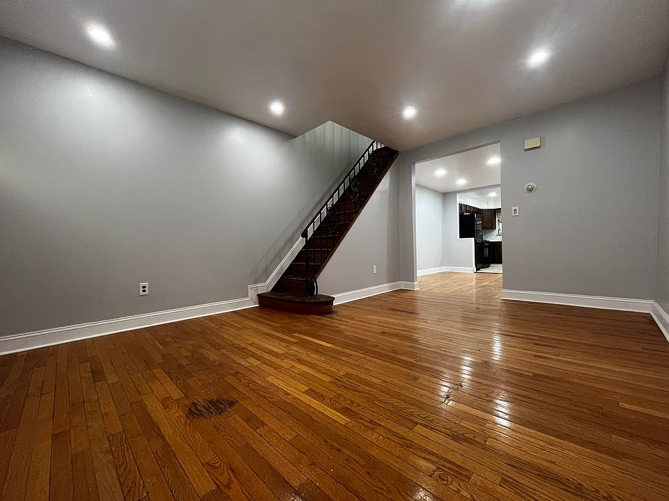 Alternate view of the living room