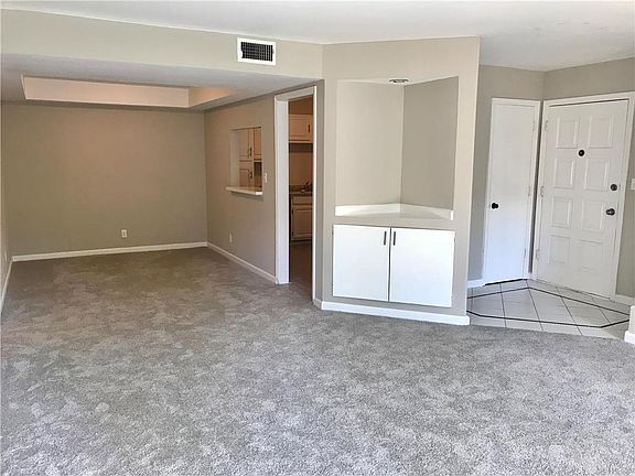 3rd image of 4515 Headwood Dr Suite 201