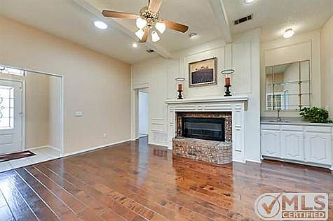 5th image of 410 Kamber Ln