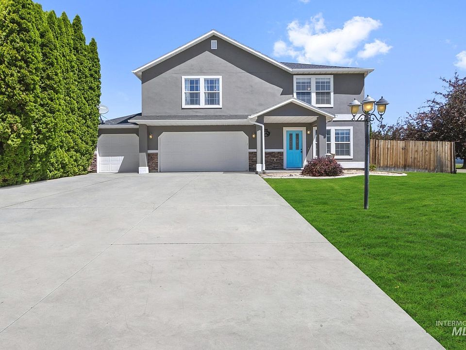 1st image of 8056 E McKenzre St