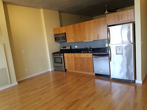 5th image of 1720 S Michigan Ave APT 2715