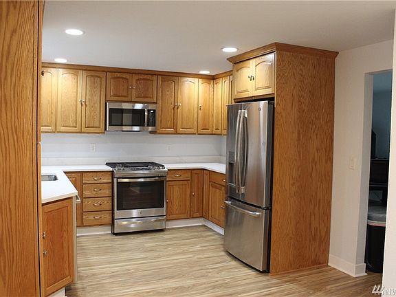 5th image of 27120 NE 144th Pl