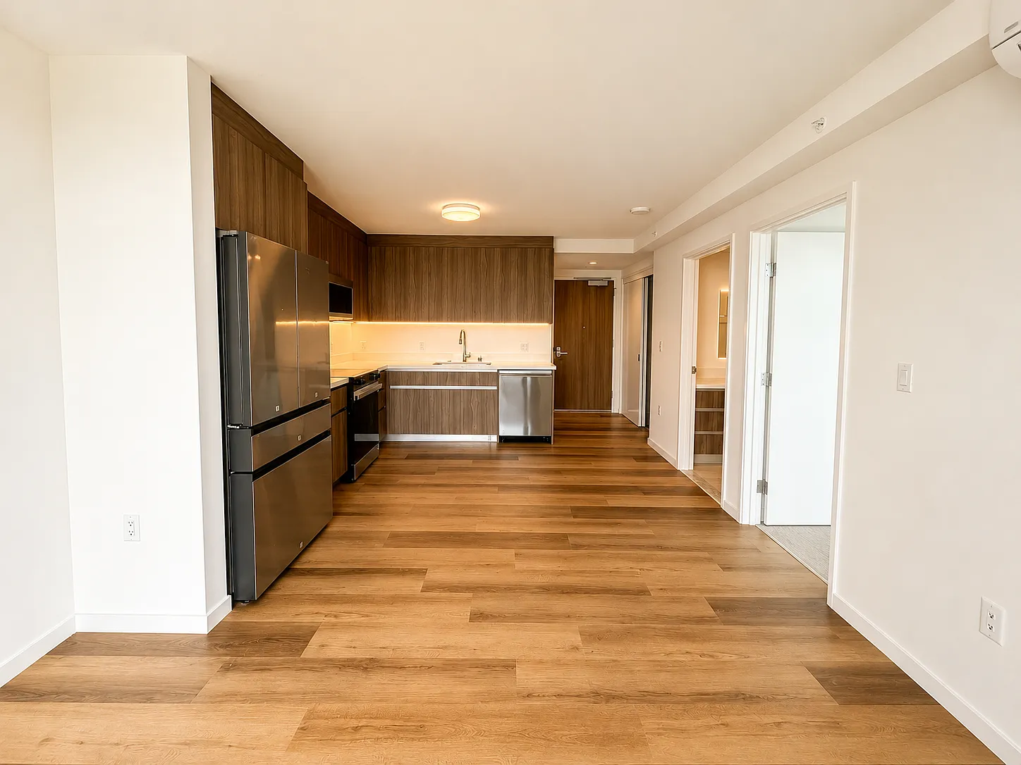 1 bed, 501 sqft, $3,250 — Photo 2