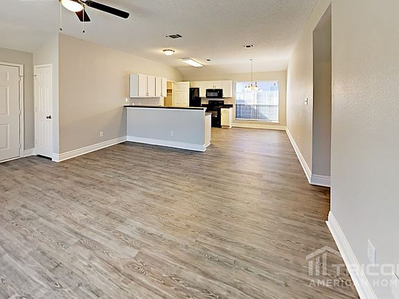 4th image of 1013 Olivewood Ln