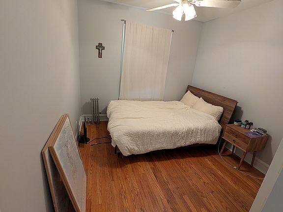 5th image of 1616 W Cornelia Ave #2