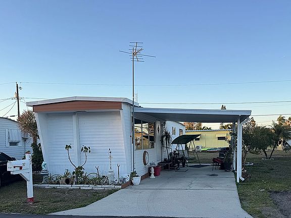 5th image of 12674 Seminole Blvd Lot C37