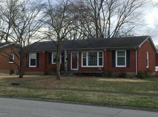 3000 Kaye Lawn Dr, Louisville, KY 40220