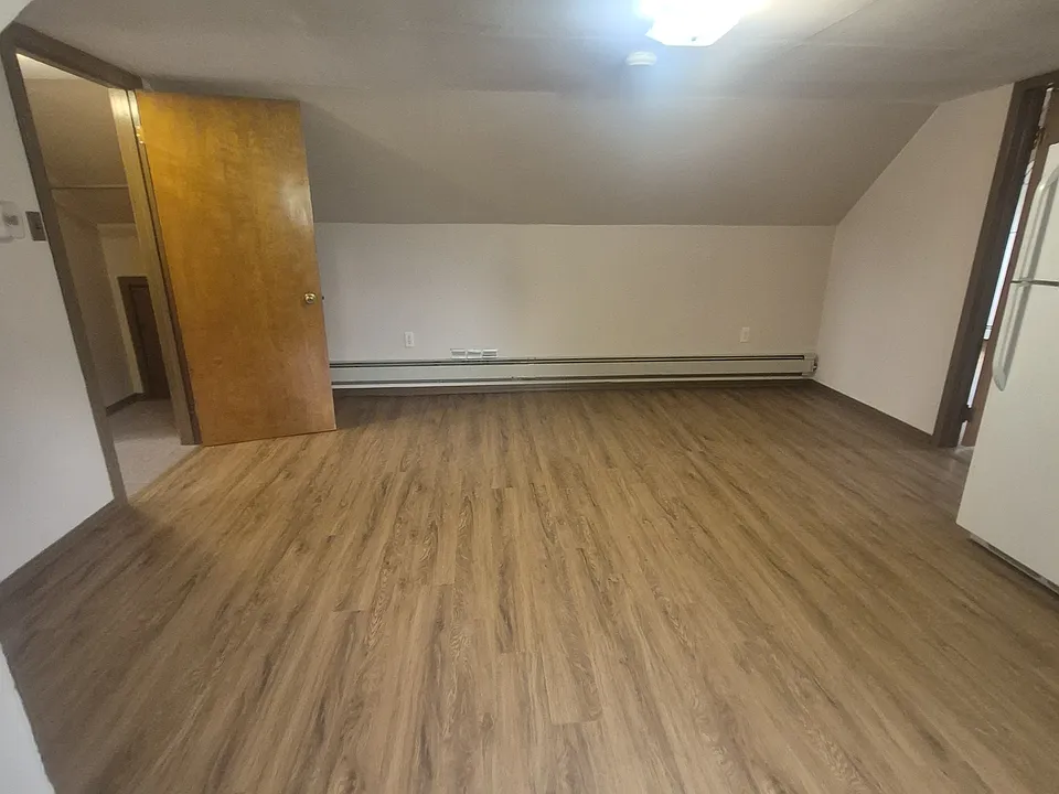 167 Raymond Dr #2