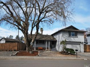 1633 Cunningham Way, Santa Rosa, CA 95403