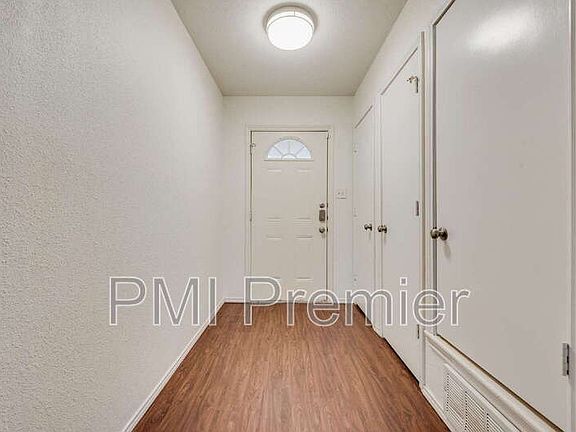 4th image of 516 Roberts Dr
