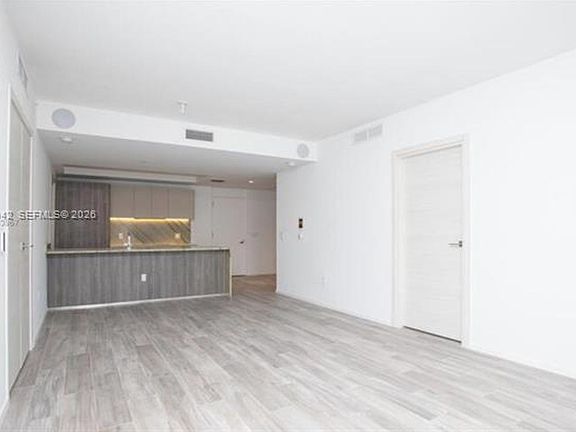 5th image of 801 S Miami Ave Unit 1710