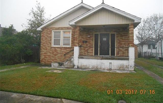 1st image of 631 Pailet Ave