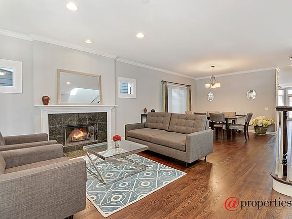 Living Room / Dining Room