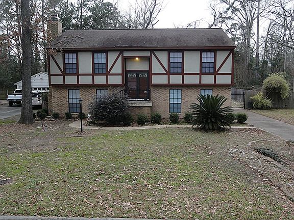 2nd image of 2922 Silver Falls Dr