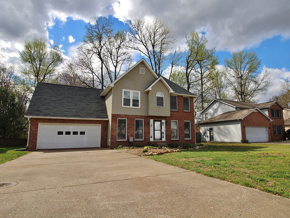 1st image of 132 Shady Maple Dr