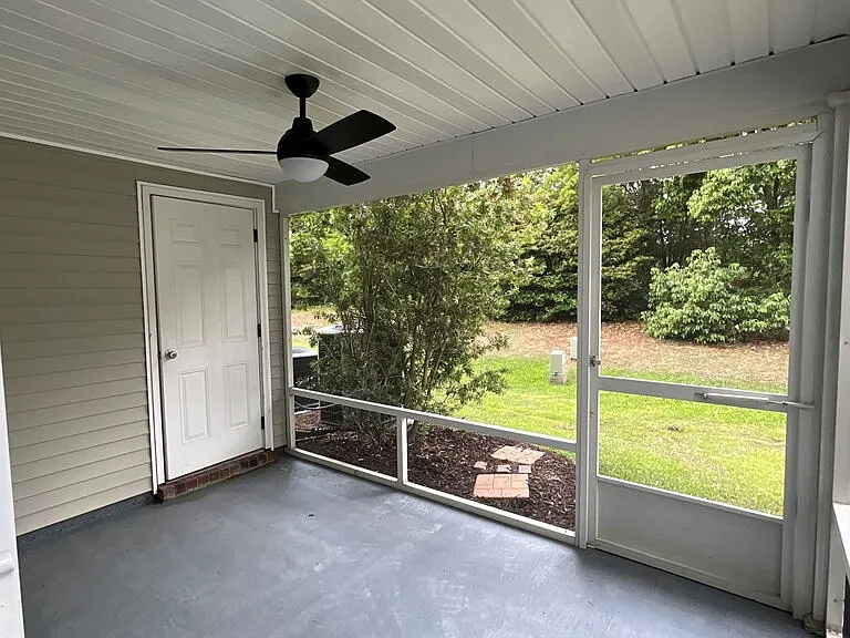 214 Sonata Cir — Photo 36