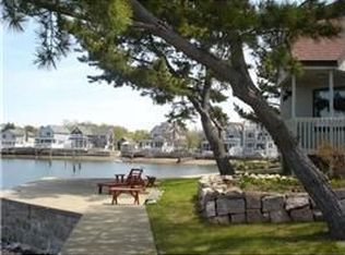 77 Sunset Beach Rd, Branford, CT 06405