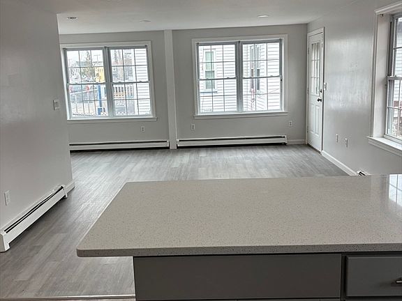 3rd image of 100 Hancock St