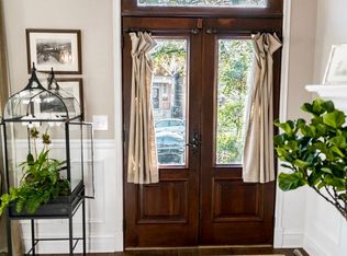 2032 W Thomas St, Chicago, IL 60622