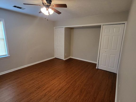 3rd image of 2411 Midway Dr