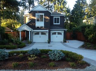 9624 NE 24th St, Clyde Hill, WA 98004