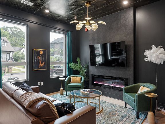 3rd image of 1310 Lischey Ave #105