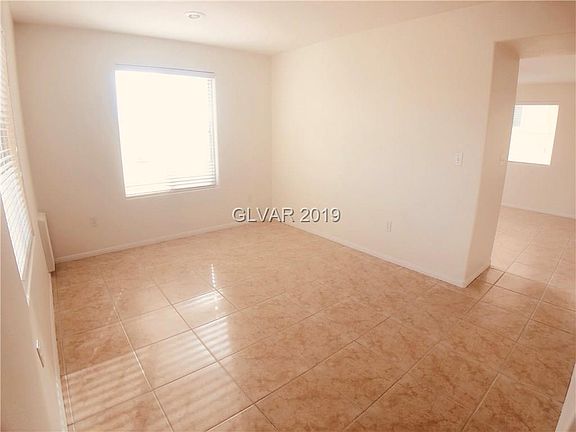 4th image of 5131 Vacaville Ave