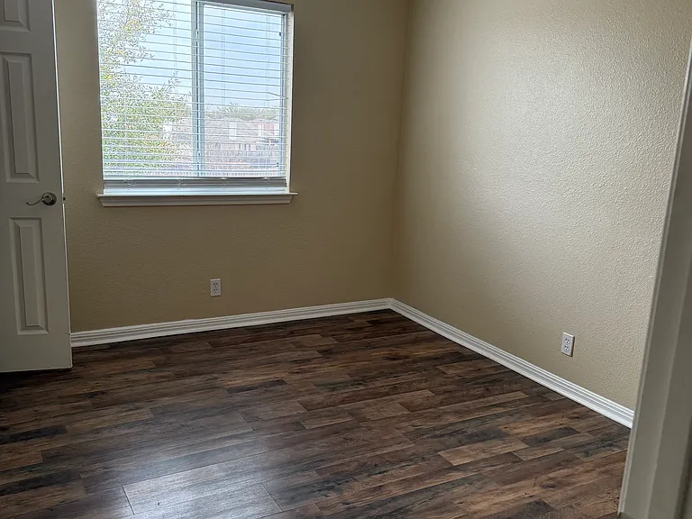 112 Lakemont Dr #3 — Photo 8