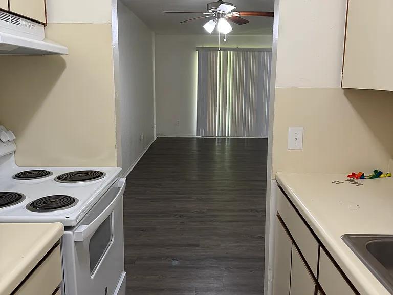 9095 Harper St — Photo 5