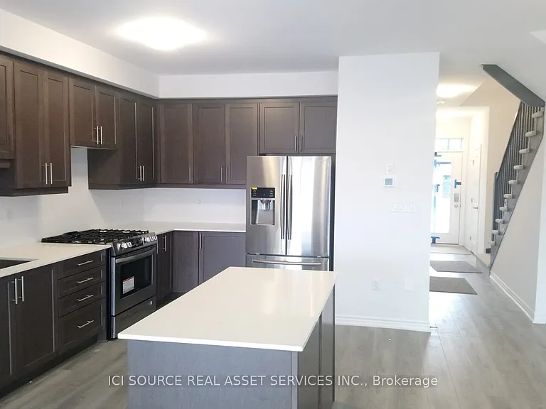 4 Bellhouse Ave — Photo 3