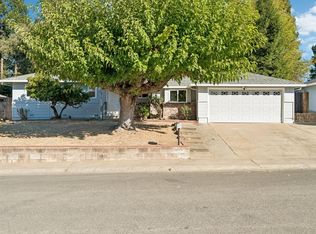 8863 Timm Ave, Fair Oaks, CA 95628