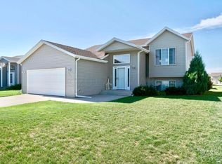 983 39th Ave W, West Fargo, ND 58078