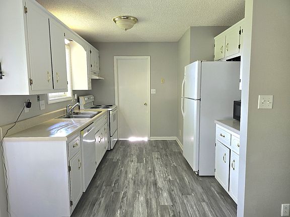 5th image of 112 Waterford Dr
