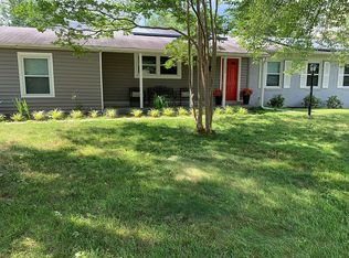 12252 Saint James Rd, Potomac, MD 20854