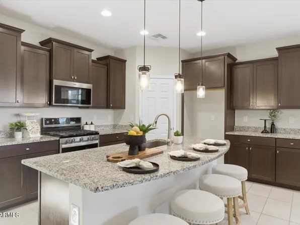 3745 N ASTORIA Drive, Florence, AZ 85132