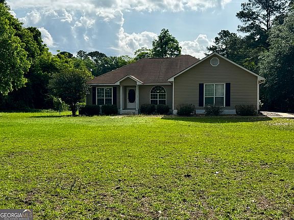 2nd image of 959 Lovers Lane Rd