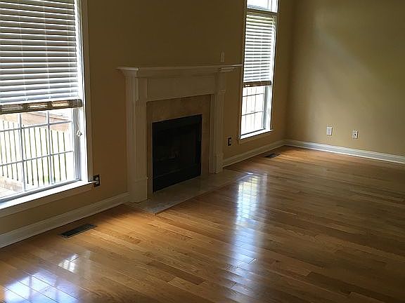 3rd image of 1277 Judge Tyler Dr