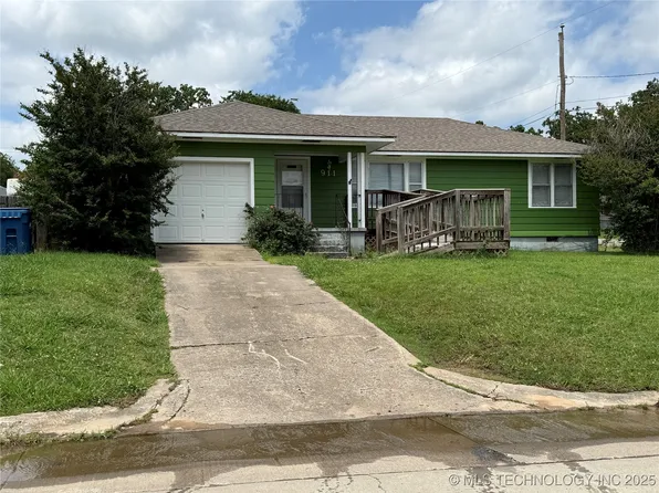 911 E Polk Ave, McAlester, OK 74501