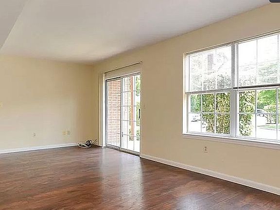 4th image of 1401 Plymouth Road #1401