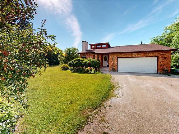 3rd image of 10 Neltner Dr