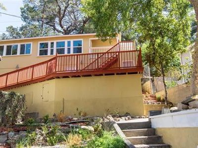 701 Country Club Dr, Burbank, CA, 91501