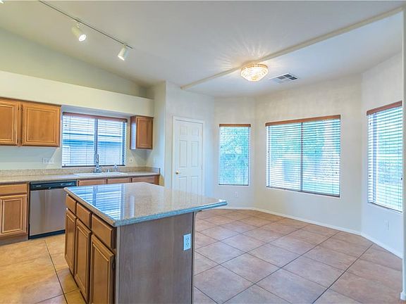 5th image of 3814 Chase Glen Cir