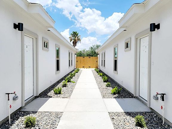 3rd image of 5808 Sandpiper Ave #4