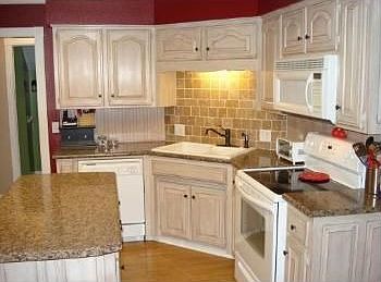 4th image of 3435 N Nottingham Pl