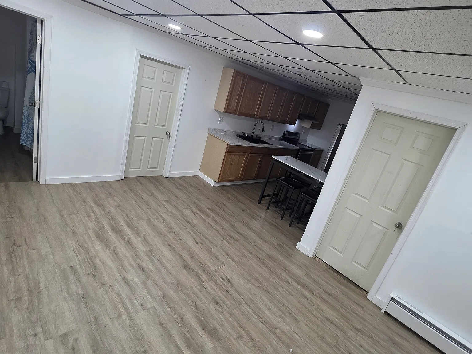 3 bed, $1,250 — Photo 3
