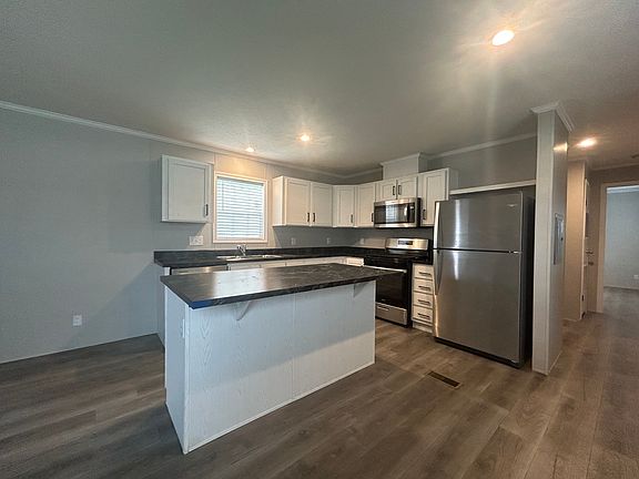 5th image of 4310 Meadow Lane Dr #1106
