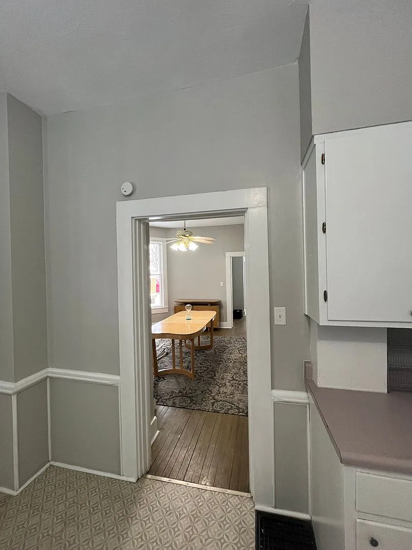 600 S. Center — Photo 2