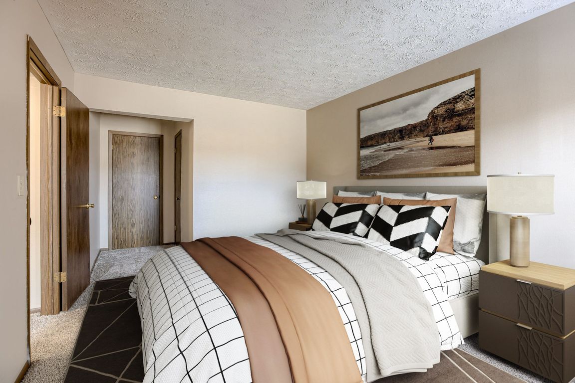 Omaha, NE Stony Brook Apartments | 11A | Bedroom